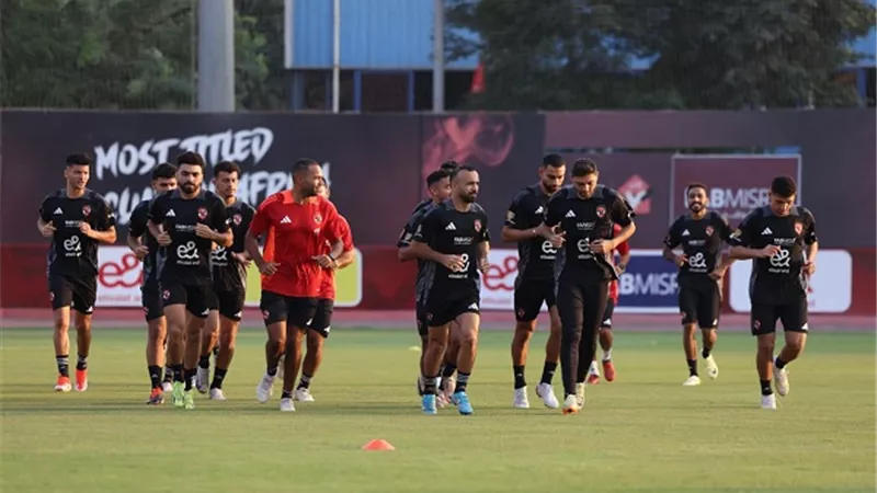 الأهلي يبدأ الاستعداد لسوبر الزمالك بمران بدني وخططي