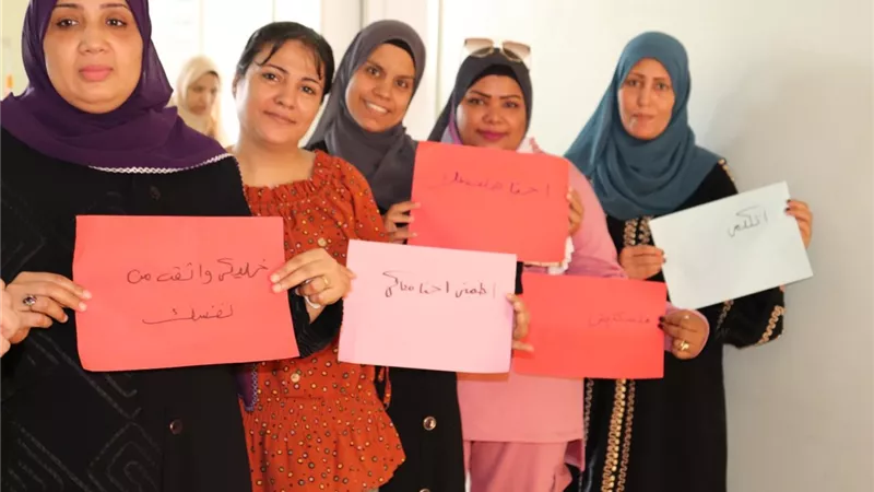تدريب 108 سيدة في فصول 