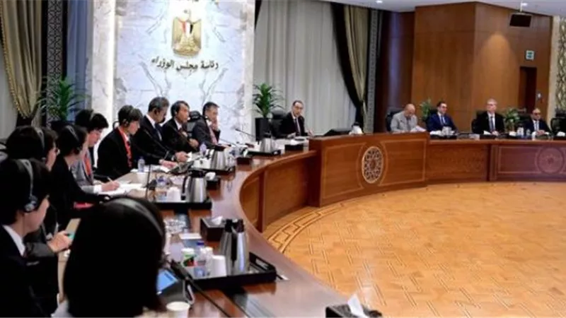 أوكا هيروشي يؤكد على عمق العلاقات الإستراتيجية التي تربط بين القاهرة وطوكيو
