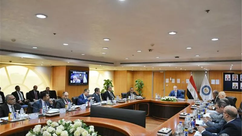 البترول: رفع معدلات إنتاج الزيت الخام من مناطق جنوب بنسبة 36%