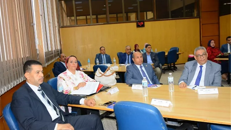 البرنامج التدريبي الرابع للتأهيل لمنصب عميد بجامعة أسيوط