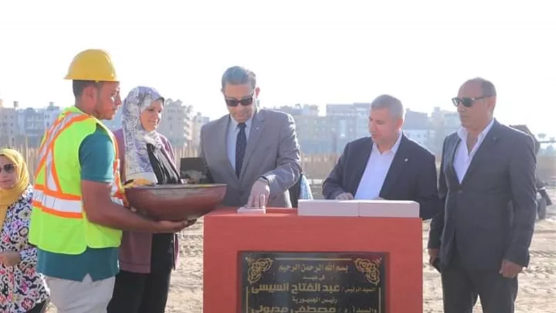 محافظ دمياط يضع حجر الأساس مدرستى المتفوقين فى العلوم واليابانية