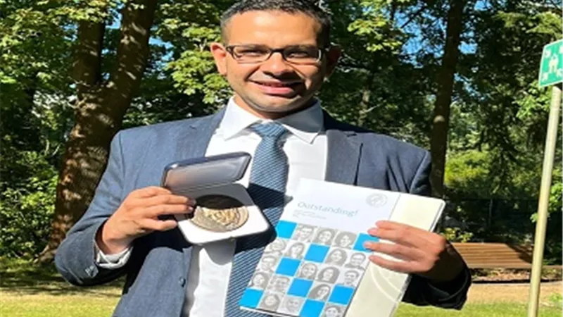 جامعة أسيوط تعلن مشاركة أحد باحثيها في اكتشاف مُستقبل حسّي جديد