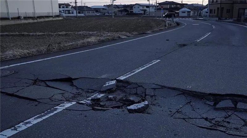 زلزال بقوة 5.9 درجة يضرب اليابان وتحذيرات من تسونامي