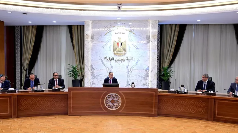 مدبولي يؤكد أهمية دور سفراء مصر للترويج للفرص الاستثمارية