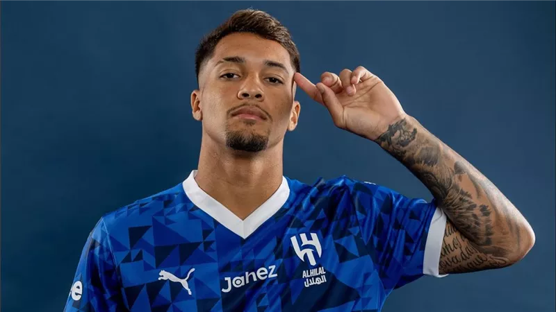 ليوناردو يمنح الهلال هدف التقدم في شباك البكيرية بالكأس .. فيديو