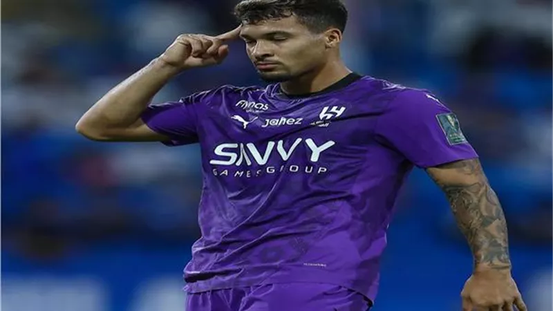 الهلال يتقدم على البكيرية بهدف فى الشوط الأول بكأس الملك.. فيديو