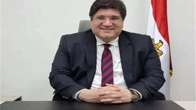 التعليم العالي: تكليف أيمن فريد بتسيير أعمال قطاع الشئون الثقافية