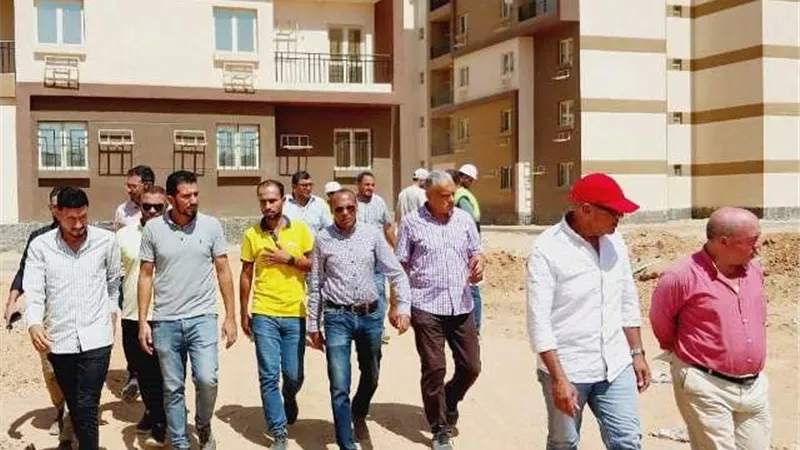 بشرة خير من رئيس جهاز بدر لحاجزى الوحدات السكنية فى المدينة.. صور