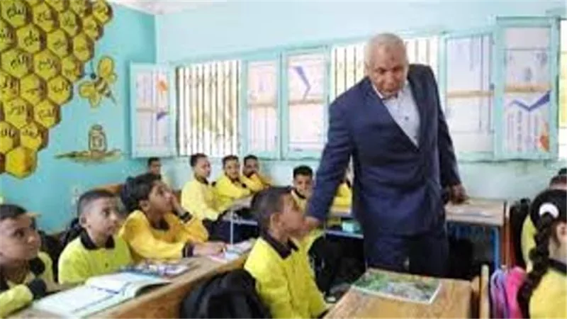 محافظ الوادي الجديد يفاجئ مدرسة الخارجة