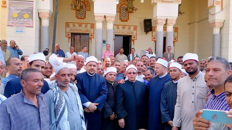 تدريب عمال مساجد بني سويف على التعامل اللآئق مع المصلين