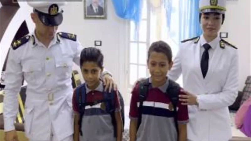 الداخلية تصطحب أبناء الشهداء إلى مدارسهم-صور