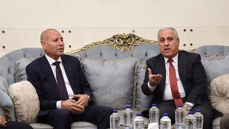 الشوربجي وصابر يبحثان تطوير التعاون المشترك بين محافظة القاهرة والمؤسسات الصحفية القومية