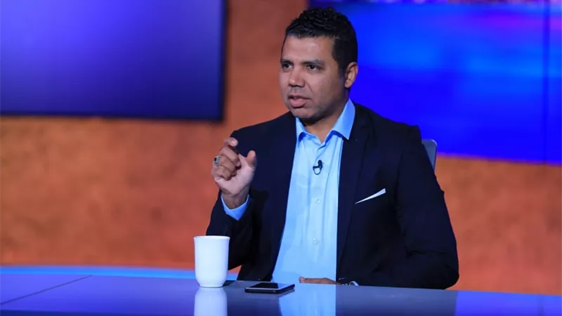 أبو مسلم يتوقع تشكيل الأهلي فى مباراة السوبر الإفريقي