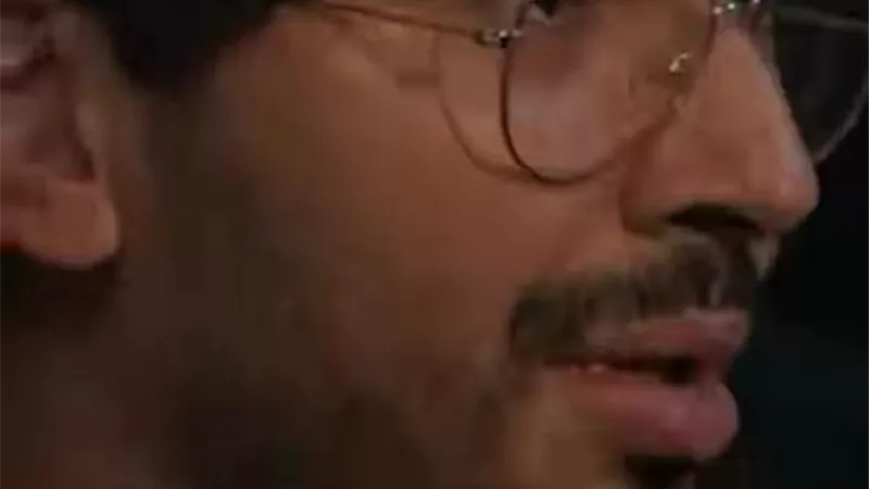 محمد أنور يداعب متابعيه بفيديو من مسلسله 