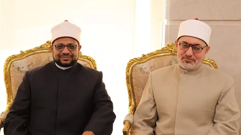 أمين «البحوث الإسلامية» يستقبل مفتي الجمهورية لبحث سبل رفع الوعي