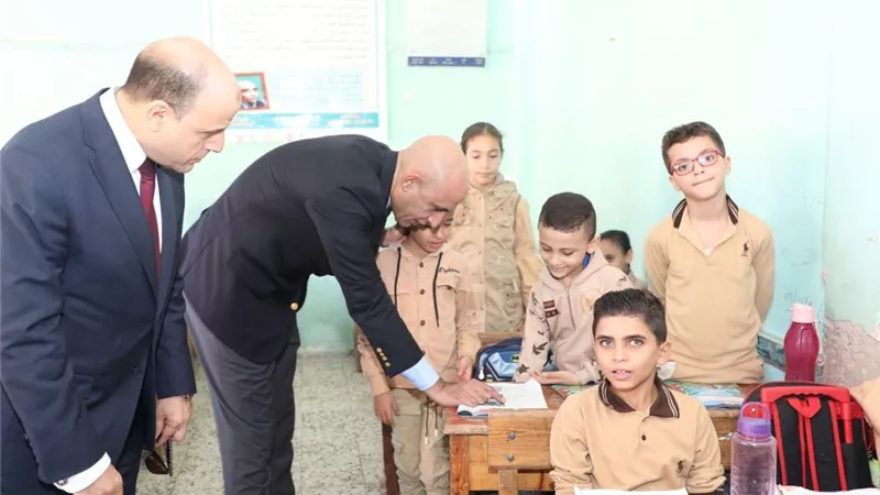 وزير التعليم الفني ومحافظ كفر الشيخ يتفقدان عددا من المدارس