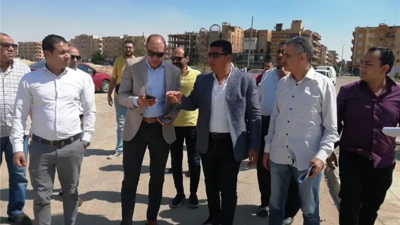رئيس جهاز المدينة يتفقد أعمال المرافق والطرق ببنى سويف الجديدة