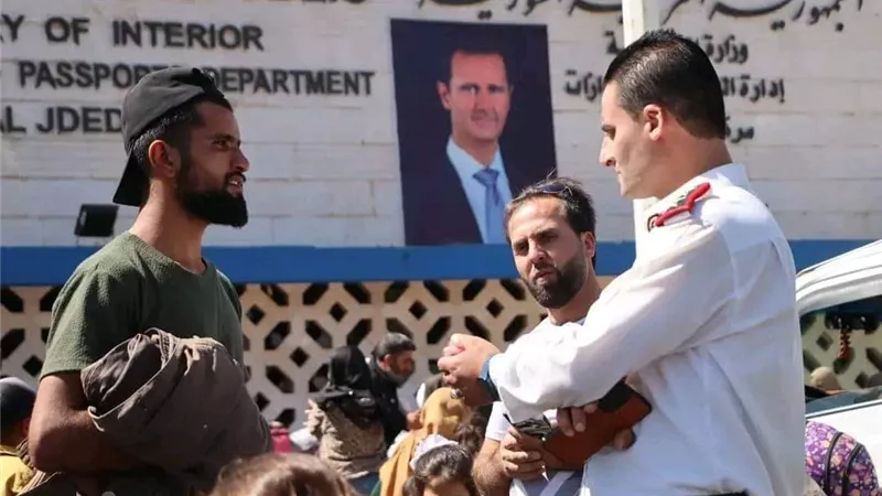 عبور أكثر من 22 ألف شخص الحدود من لبنان إلى سوريا