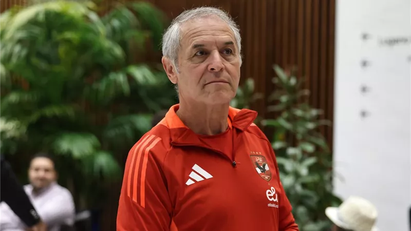 السوبر الإفريقي.. الأهلي يتوجه لملعب فيصل بن فهد لخوض المران الخت