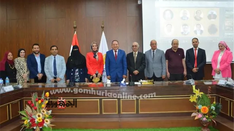 مجلس جامعة دمياط يكرم العلماء الظاهرين بقائمة ستانفورد
