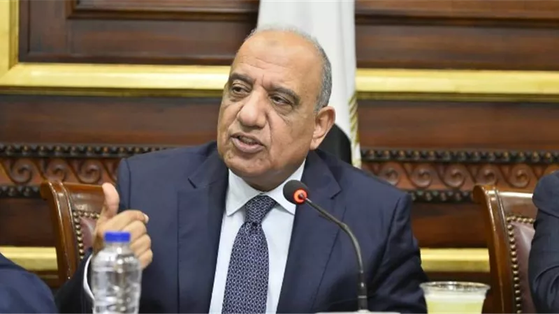 وزير الكهرباء يزور معرض الصناعة الروسية وتفقد القاعات النووية