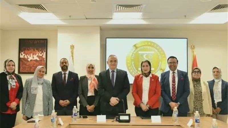 جامعة السويس توقع بروتوكول تعاون الهيئة العامة للمستشفيات
