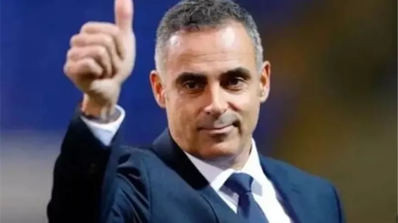 جوميز يستبعد 4 لاعبين من قائمة الزمالك قبل مواجهة الأهلي