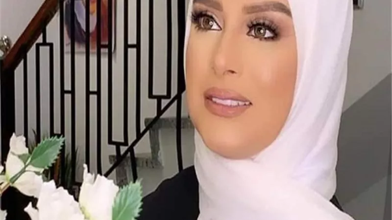 نجاة الإعلامية لمياء فهمي عبد الحميد من حادث مروع.. راضية يارب