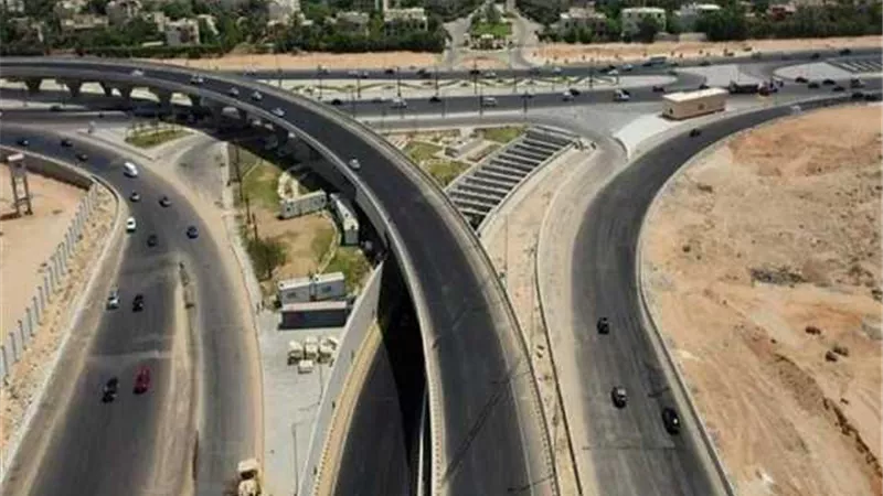 غلق كلى لدائرى المريوطية والطريق السياحى وتحويلات مرورية للمركبات
