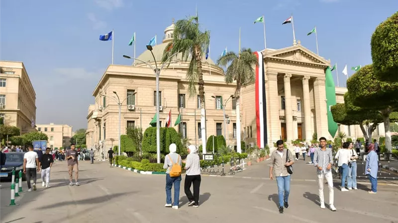 بدء تسكين طلاب جامعة القاهرة بالمدن الجامعية وفق جداول زمنية