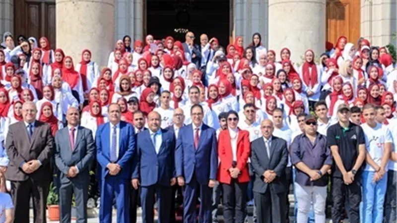 رئيس جامعة القاهرة يشهد انطلاق العام الدراسي الجديد