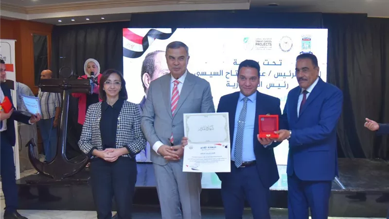 فوز باحث بمركز بحوث الصحراء في المبادرة الوطنية للمشروعات الخضراء
