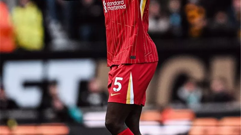 ليفربول يتقدم علي ولفرهامبتون بهدف كوناتي في الشوط الأول .. شاهد