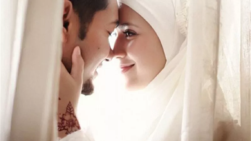 فقه السنه حول أسباب السعادة الزوجية