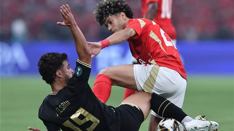 الأهلي يقرر التحقيق مع إمام عاشور لخروجه عن النص أمام الزمالك