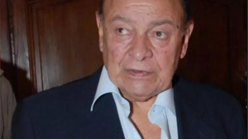 حكاية اعتزال وعودة أحمد رمزى بعد فشل مشاريعه الخاصة
