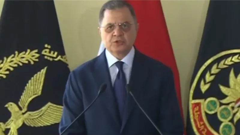 وزير الداخلية: مصر تتقدم بقيادة الرئيس في طريق الإنجازات بكل المجالات