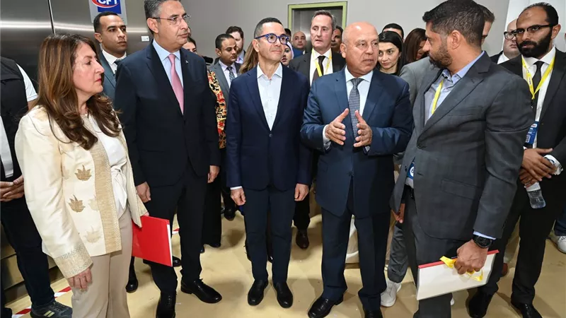كامل الوزير يفتتح توسعات مصنع القاهرة للصناعات الغذائية «كرافت هاينز»