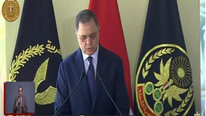 الداخلية : التوسع فى أعداد المقبولين من كوادر الشرطة النسائية وتأهيلهن لخوض العمل