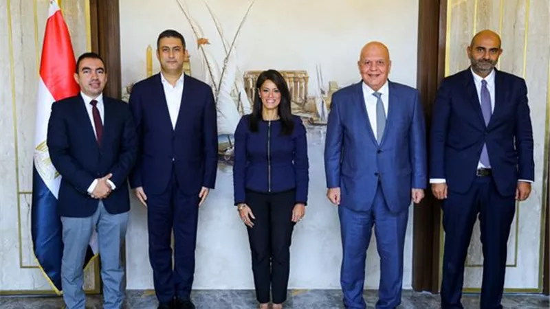 وزيرة التخطيط تبحث جهود تطوير شركة مصر لريادة الأعمال والاستثمار