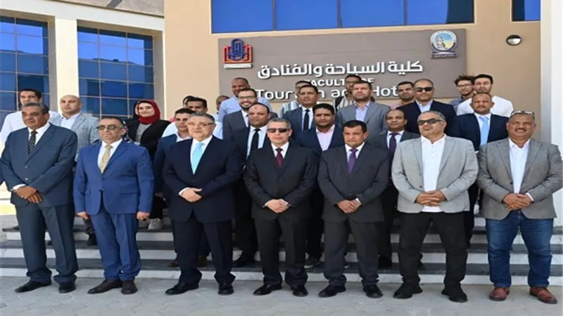 إنشاء كلية طب فى أول اجتماع لمجلس جامعة الغردقة