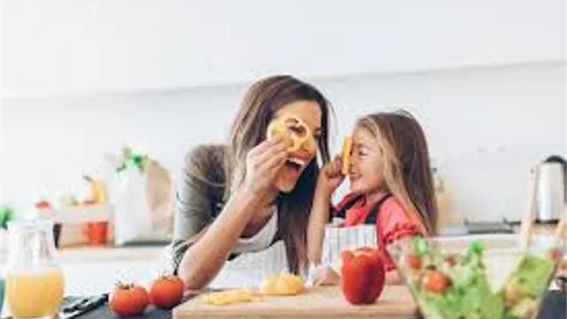 عودى طفلك على إنتقاء الطعام الصحى بهذه الخطوات
