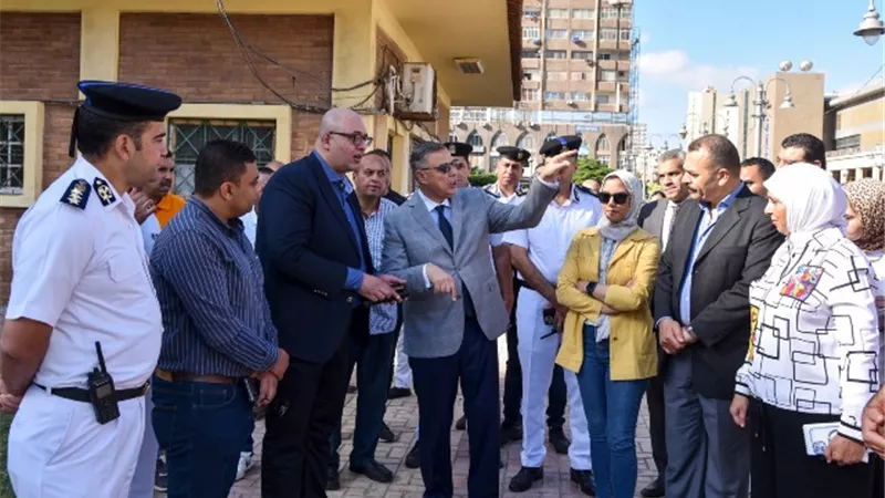 محافظ الإسكندرية يوجه بوضع حلول لحركة المرور بسموحه