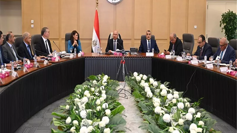 الوزير: تغطية احتياجات مصانع مواد البناء من المازوت من أول أكتوبر