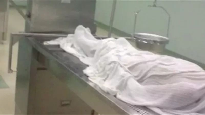 مصرع شاب أثر انقلاب سيارة ملاكي في قرية المحروسة بقنا