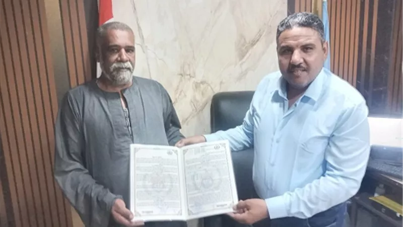 محافظ أسيوط يؤكد تكثيف العمل بملف تقنين أراض أملاك الدولة