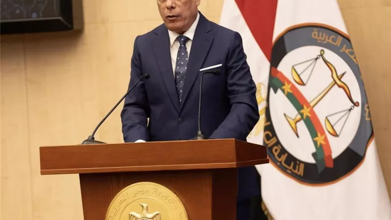 تكريم أعضاء النيابة العامة وموظفيها المتميزين على مستوى الجمهورية