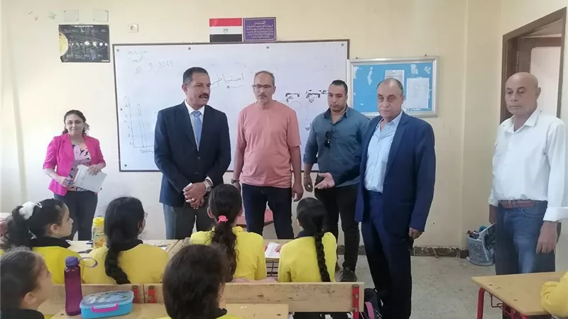 سلومة جولة تفقدية لمدارس إدارة الهرم التعليمية