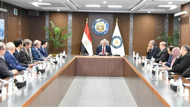 وزير البترول : الدولة تمتلك مقومات تؤهلها لتصبح مصدرا للهيدروجين لأوروبا
